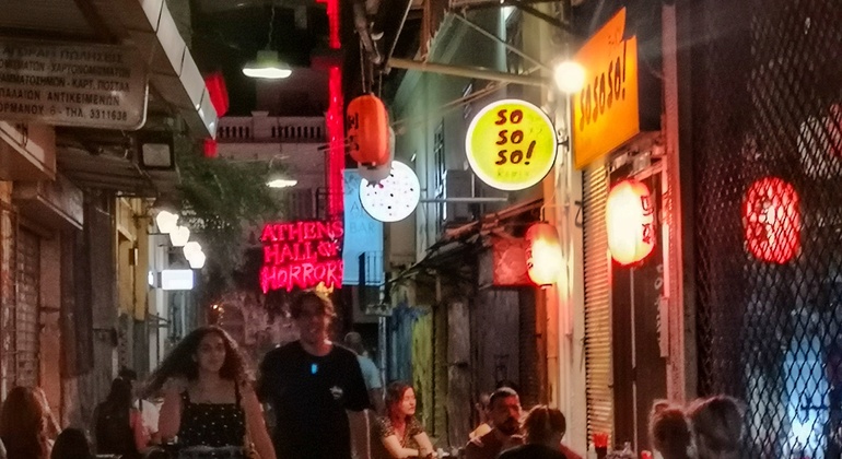 Tour a piedi della notte ateniese Grecia — #11