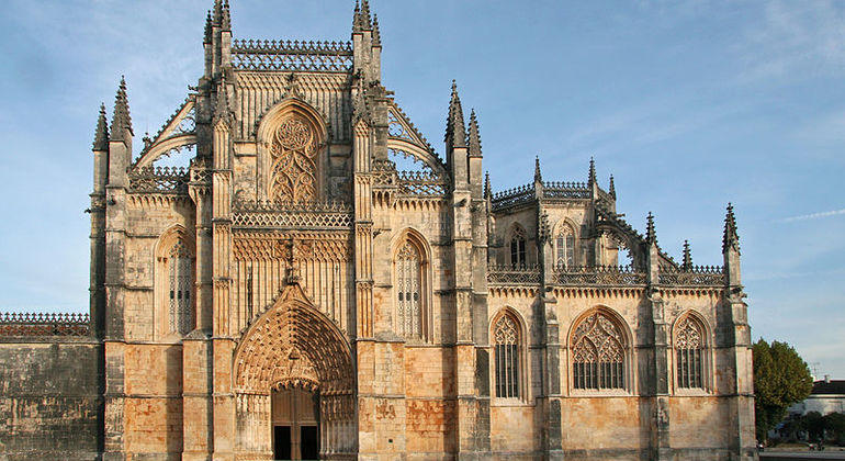 day-trip-to-fatima-batalha-nazare-and-obidos-es-2