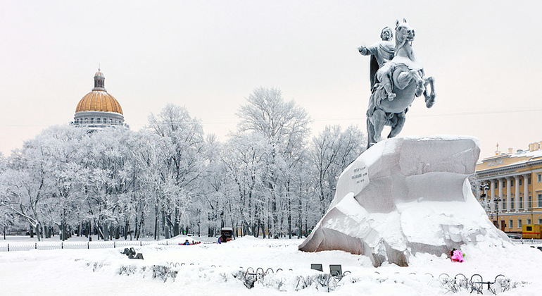 tour-de-invierno-en-centro-de-san-petersburgo-en-2