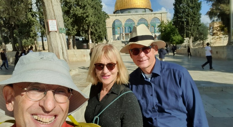 Jerusalem Free Walking Tour With a Smile