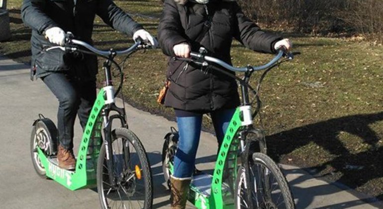 e-scooter-bike-rental-in-prague-es-6