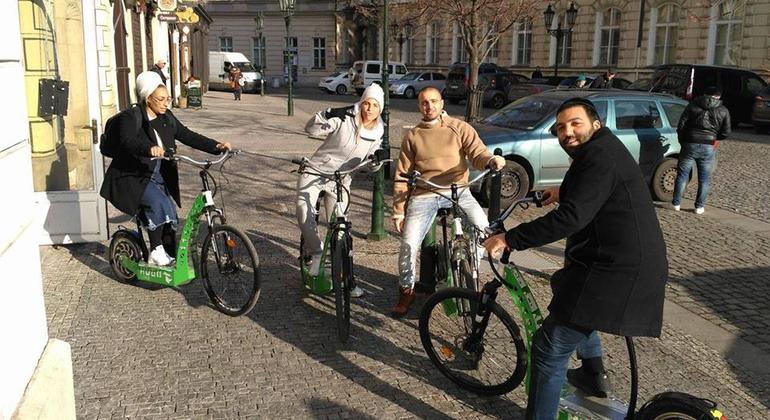 e-scooter-bike-rental-in-prague-es-7