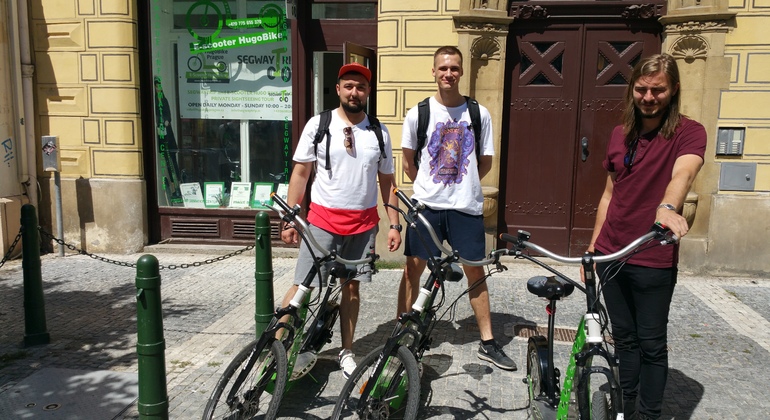 e-scooter-bike-rental-in-prague-es-9