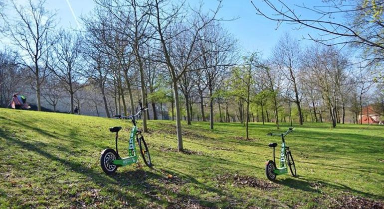 e-scooter-bike-rental-in-prague-es-14
