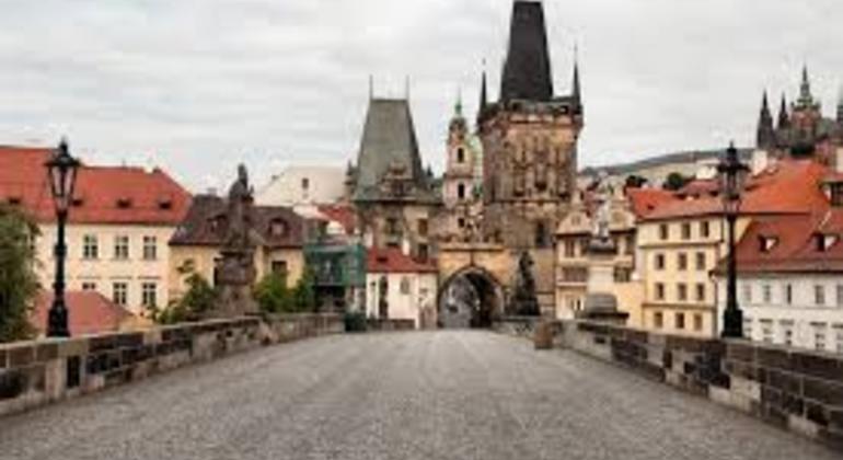e-scooter-bike-rental-in-prague-es-16