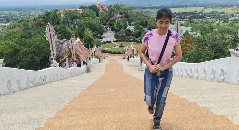 Caminhada até ao Grande Buda e Ioga, Thailand
