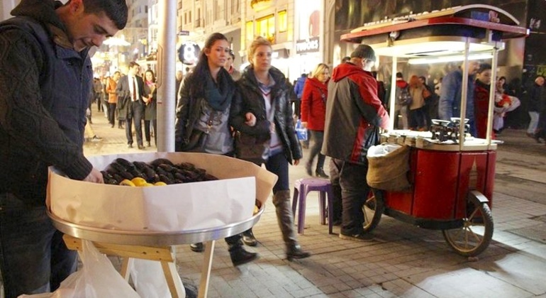 Excursão culinária a Istambul: Taberna local e comida de rua gourmet Turquia — #7