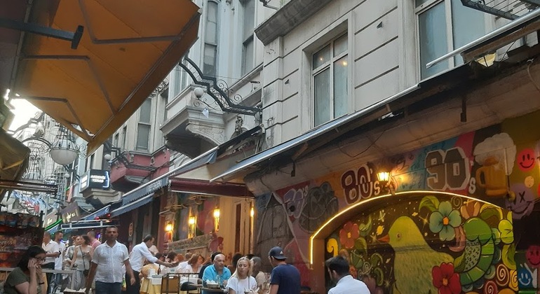 Excursão culinária a Istambul: Taberna local e comida de rua gourmet Turquia — #22