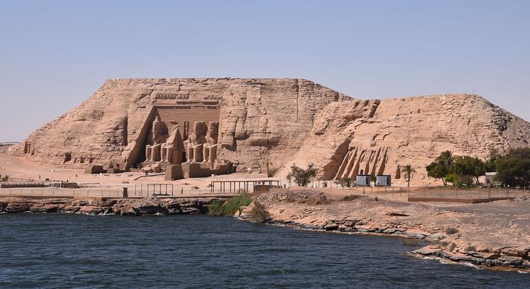 Excursión privada de un día a Abu Simbel desde Asuán Operado por Emo Tours Egypt