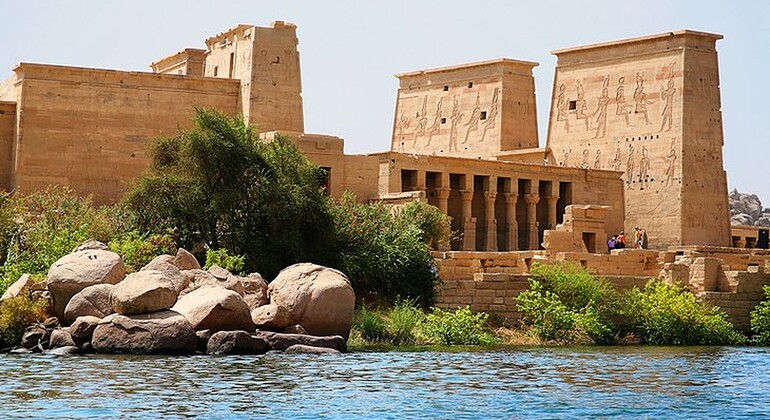 Excursão de um dia em Aswan Templo de Philae - Obelisco inacabado e Barragem alta Organizado por Emo Tours Egypt