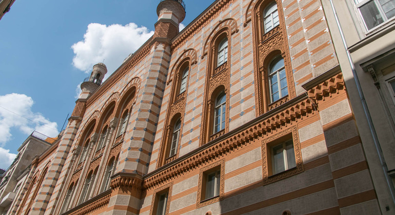 Budapest Jewish Quarter Free Tour Hungary — #3