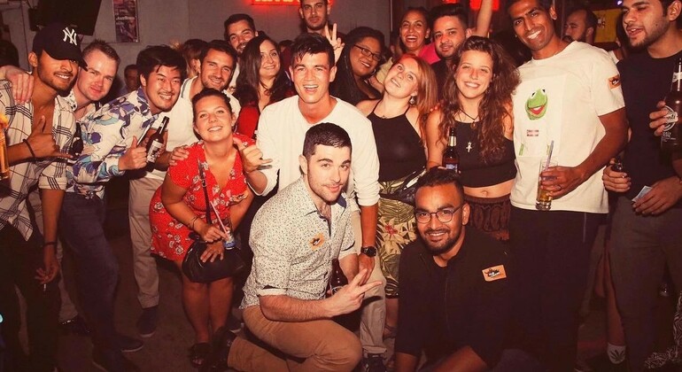 Pub Crawl Istambul Organizado por Lunox Turizm