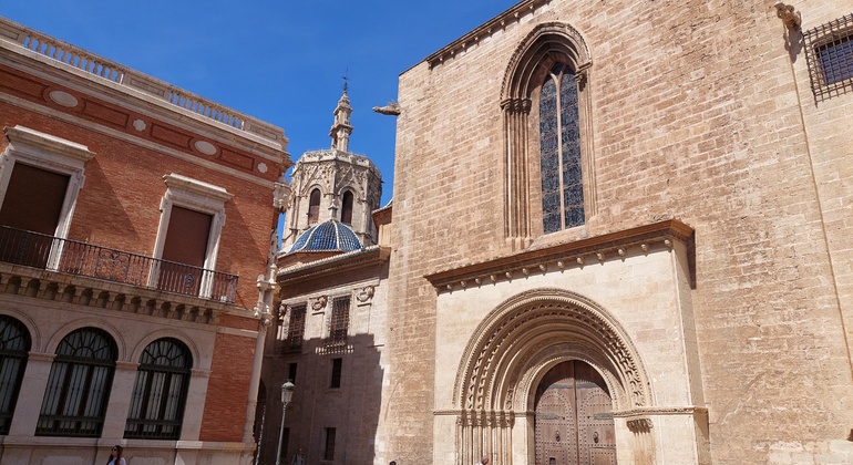 Centro histórico de Valencia con guía local