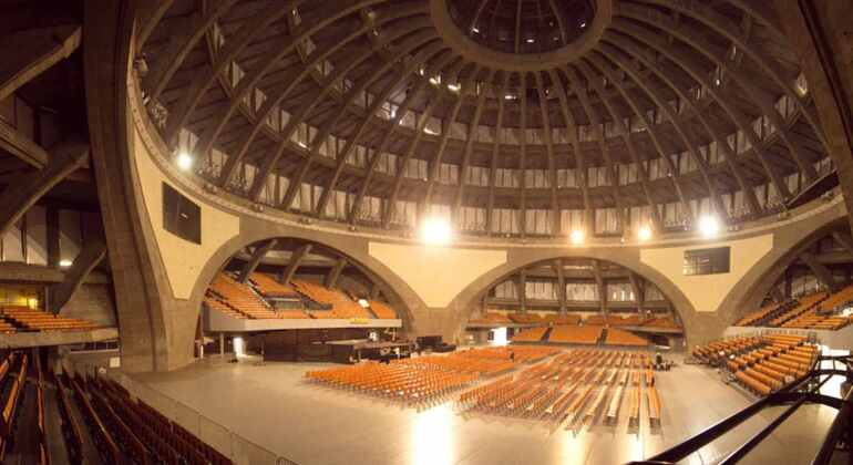 wroclaw-as-a-unesco-city-walk-with-a-visit-to-the-centennial-hall-es-2