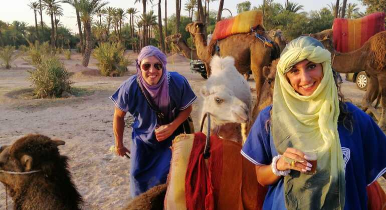 camel-riding-in-the-marrakech-desert-es-2