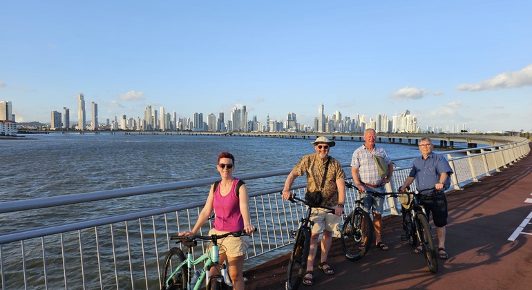bike-tour-in-panama-city-old-town-en-3