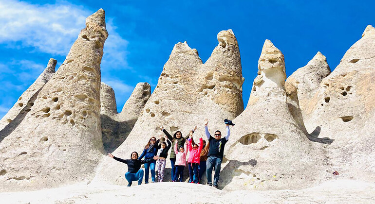 Desde Arequipa: Catarata de Pillones y Bosque de Piedras Operado por PVTravels