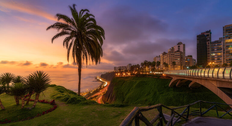 Lima: Costa Verde Panoramic Bus Tour