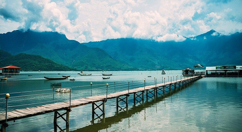 Hai Van Pass-Lang Co Bay By Boat and Oyster Tasting and Local Lunch Vietnam &mdash; #7