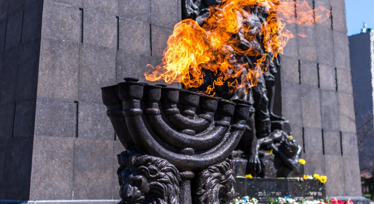 Visita guiada gratuita al gueto judío Operado por Orange Umbrella Free Tour Warsaw