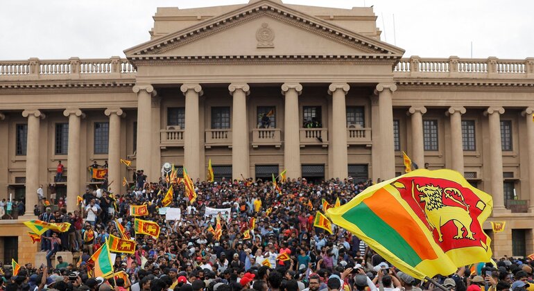 Visita política y social a Colombo