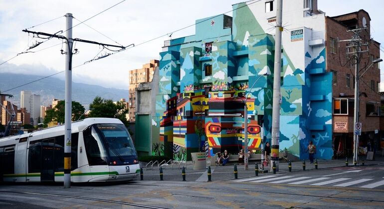Medellín Free Tour: City of Contrasts Colombia — #20