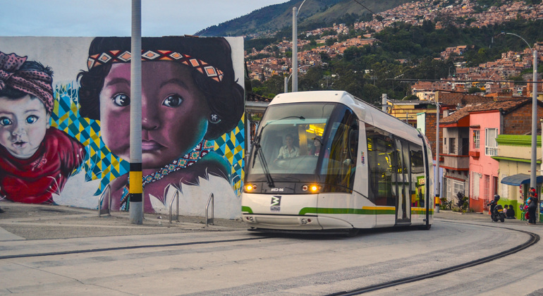 Medellín Free Tour: City of Contrasts Colombia — #26