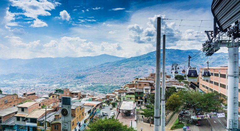 Medellín Free Tour: City of Contrasts Colombia — #34