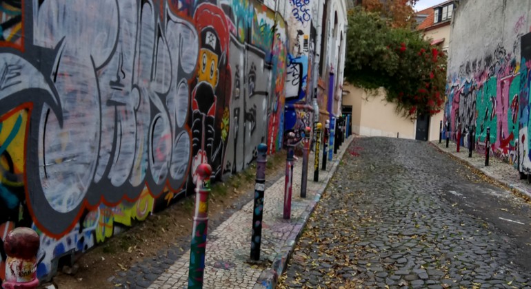 Passeio a pé pela arte de rua em Lisboa Portugal — #10