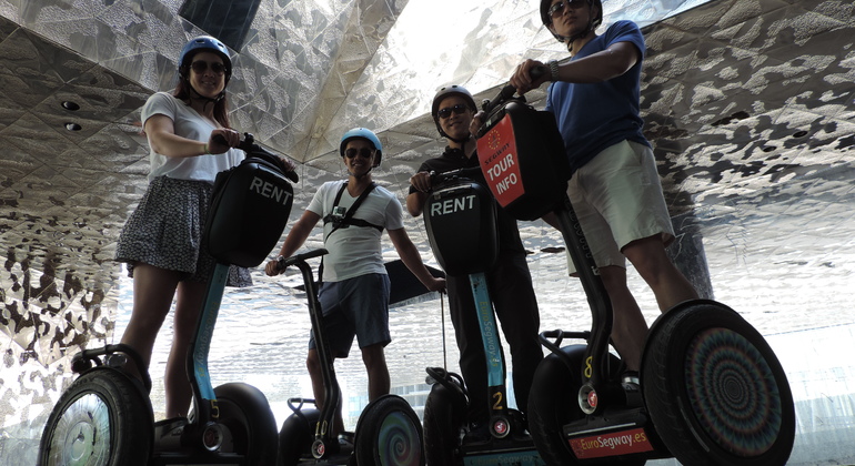 tour in segway della Grande Barcellona di 3 ore