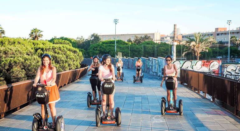 Grand tour de Barcelone en Segway - 3 heures Fournie par Barcelona SegwayFun