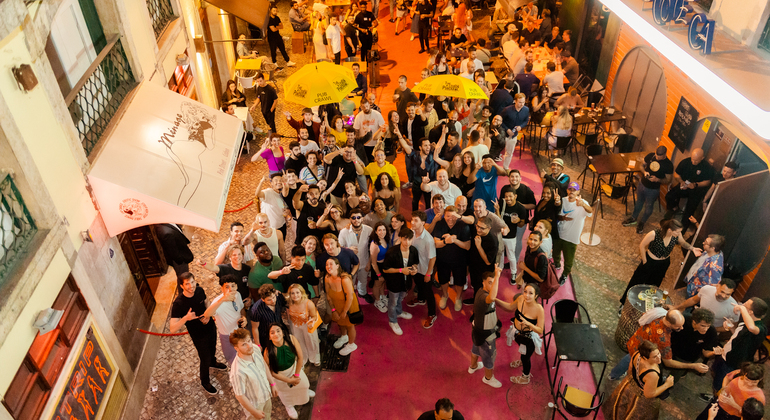 La tournée des bars de la rue Pink : Découvrez la vie nocturne de Lisbonne