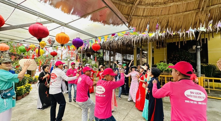 Hoi An: Experiencia en barco con cestas de bambú por el río Thu Bon Vietnam — #11