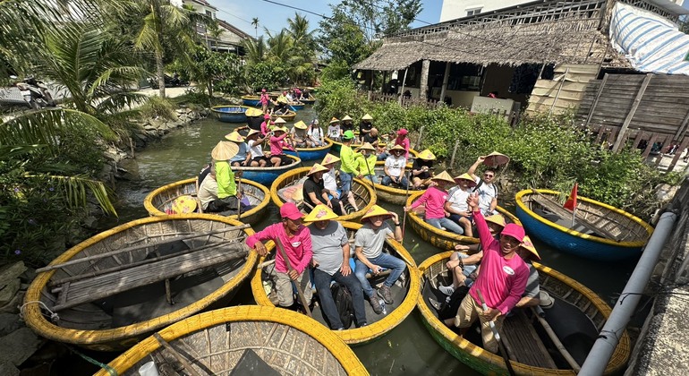 Hoi An: Experiencia en barco con cestas de bambú por el río Thu Bon Vietnam — #18