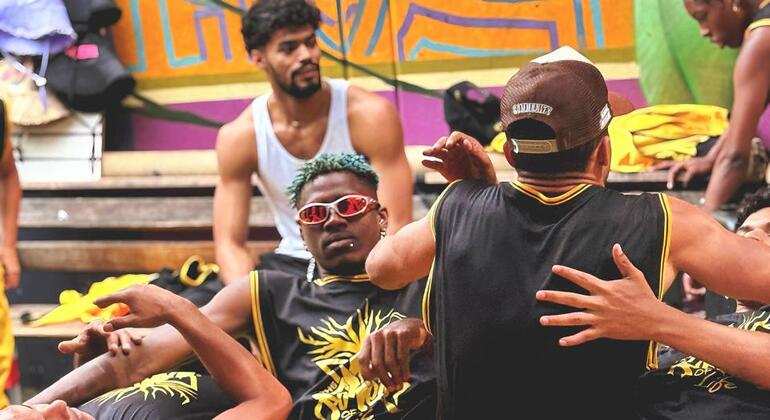 Medellin Comuna with Spray Painting & Street Food Colombia &mdash; #4