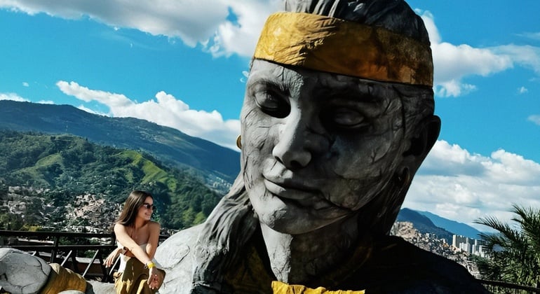 Medellin Comuna with Spray Painting & Street Food Provided by Medellin Memories Tours