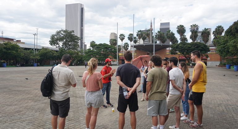 Tour Violência e Pós-Conflito em Medellín Colômbia — #2