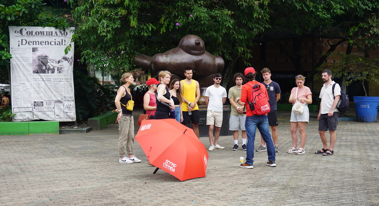 Tour Violência e Pós-Conflito em Medellín Colômbia — #15