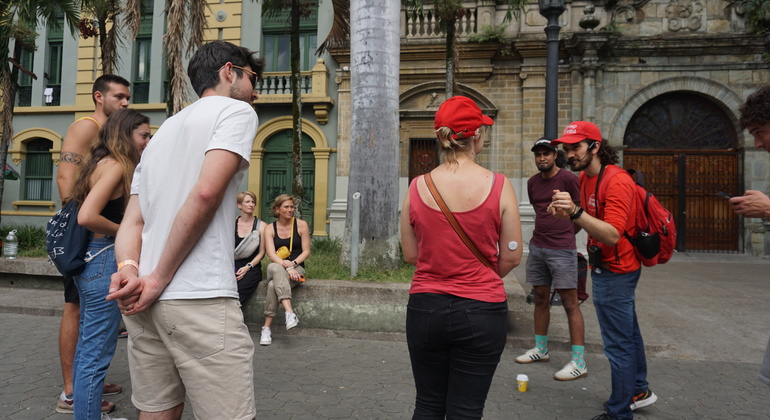 Tour Violência e Pós-Conflito em Medellín Colômbia — #21