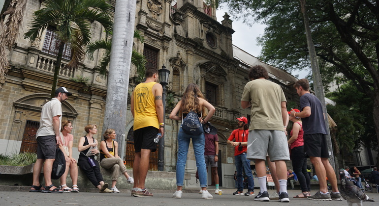 Tour Violência e Pós-Conflito em Medellín Colômbia — #14