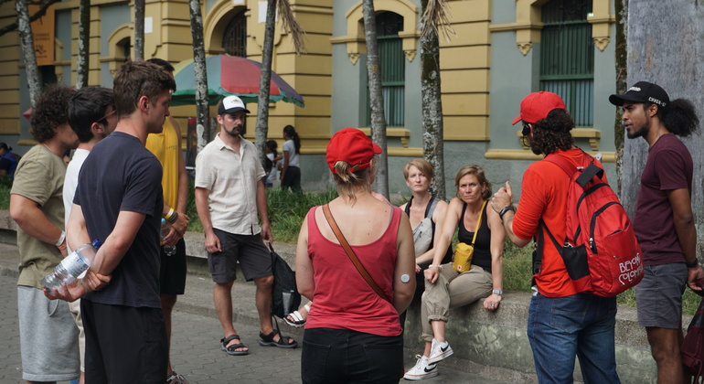 Tour Violência e Pós-Conflito em Medellín Colômbia — #25
