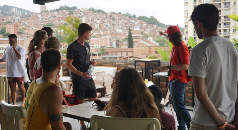 Tour Violência e Pós-Conflito em Medellín Colômbia — #31