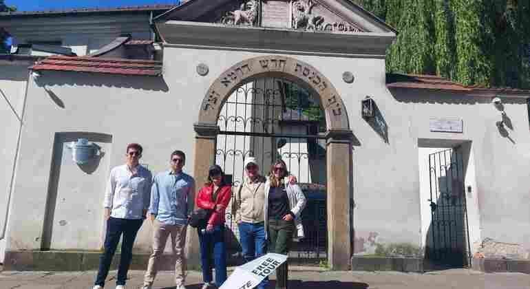Visite gratuite du quartier juif et du Gheto en espagnol Fournie par Polonia Walking Tours (Paraguas Blanco)
