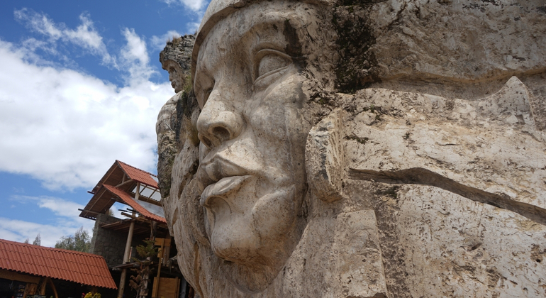 Visite de la Demeure des Dieux en VTT depuis Cusco