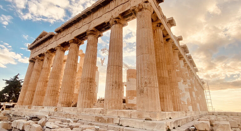 Tour privato dell'Acropoli Fornito da Secrets of Greece Tours