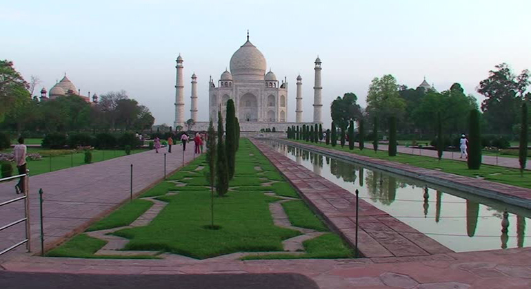 Excursão de um dia ao Taj Mahal a partir de Deli de carro Índia — #2