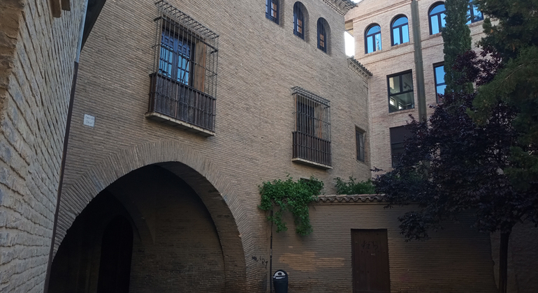 Free Tour por la Zaragoza Oculta Free Tour por la Zaragoza Oculta