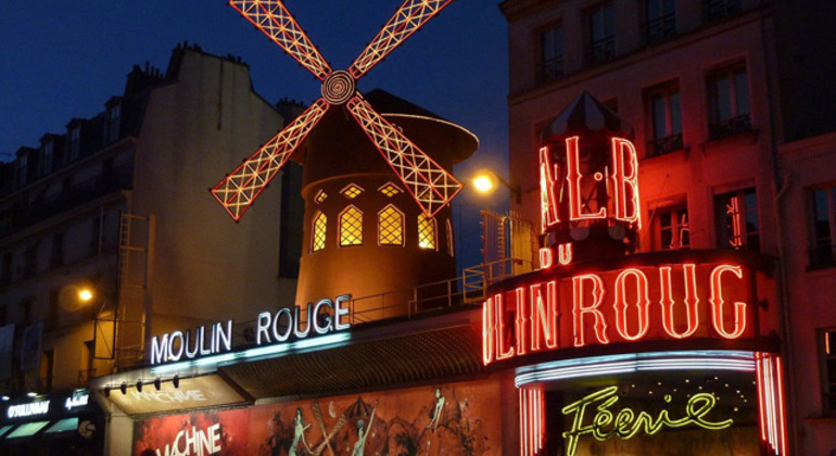 free-walking-tour-con-audifonos-guia-por-montmartre-en-9