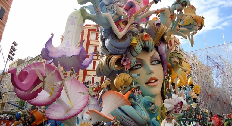 Las Fallas Walking Tour