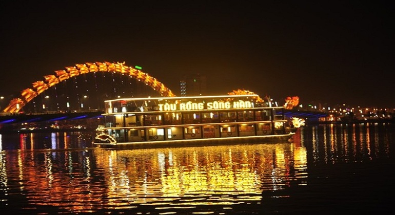 Traditional Dragon Cruise & Vietnamese Tasty Local Beer Provided by Hung Le Travel -The Local Signature